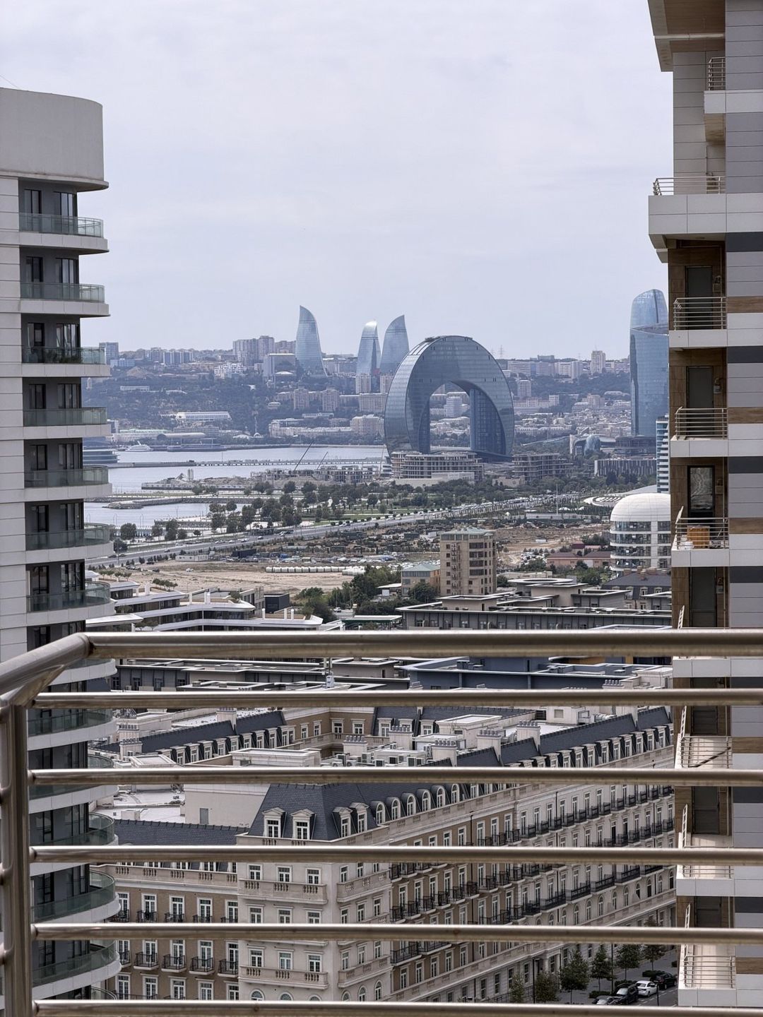 Satılır 8 otaqlı yeni tikili 342 m² — Mənzil, Bakı