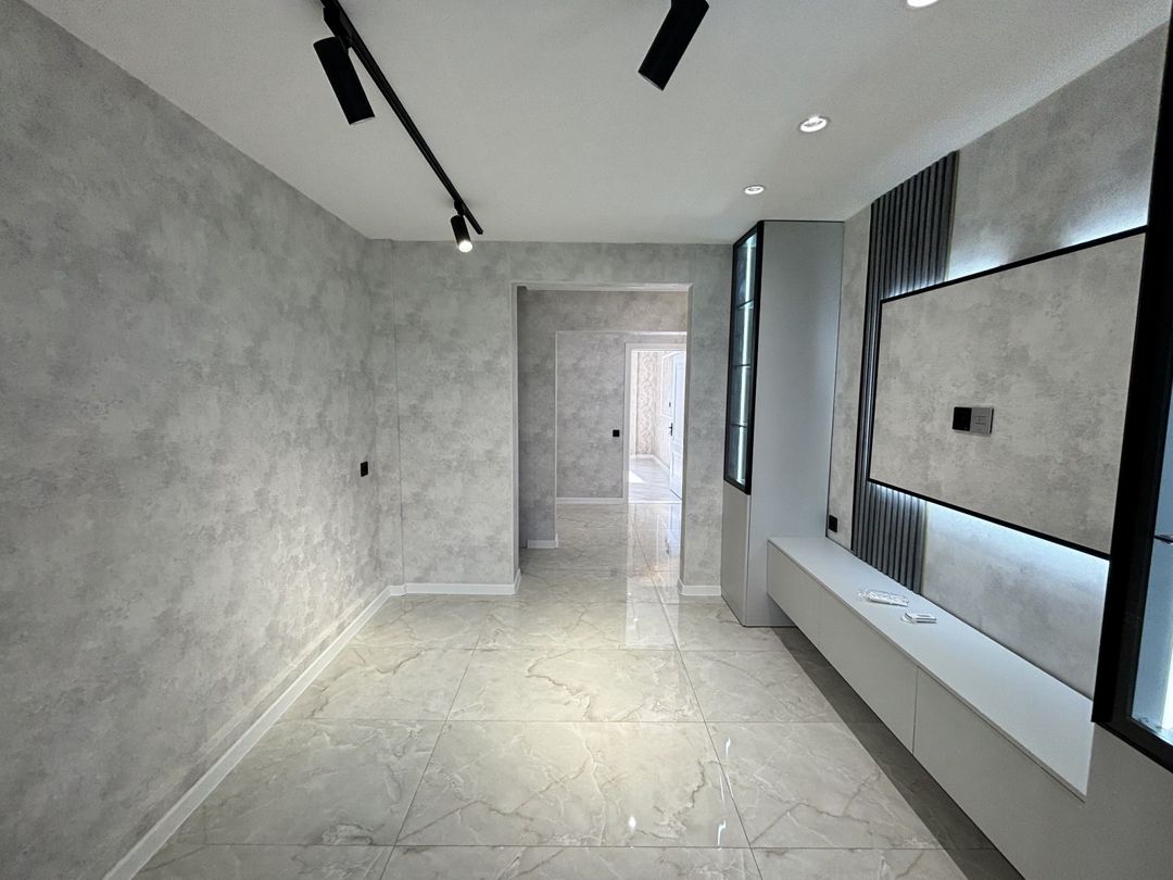 Satılır 4 otaqlı köhnə tikili 100 m² — Mənzil, Bakı (3)