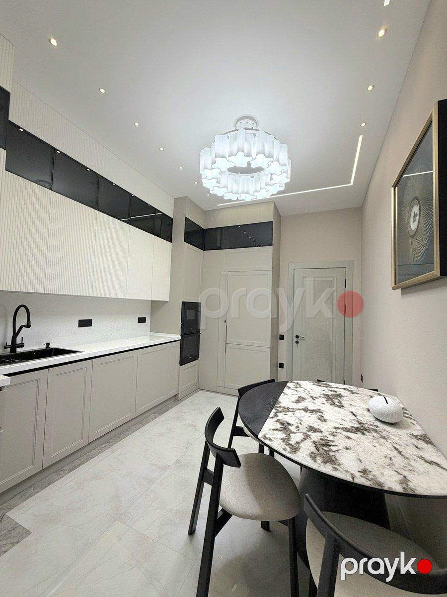 Satılır 4 otaqlı yeni tikili 160 m² — Mənzil, Bakı (9)