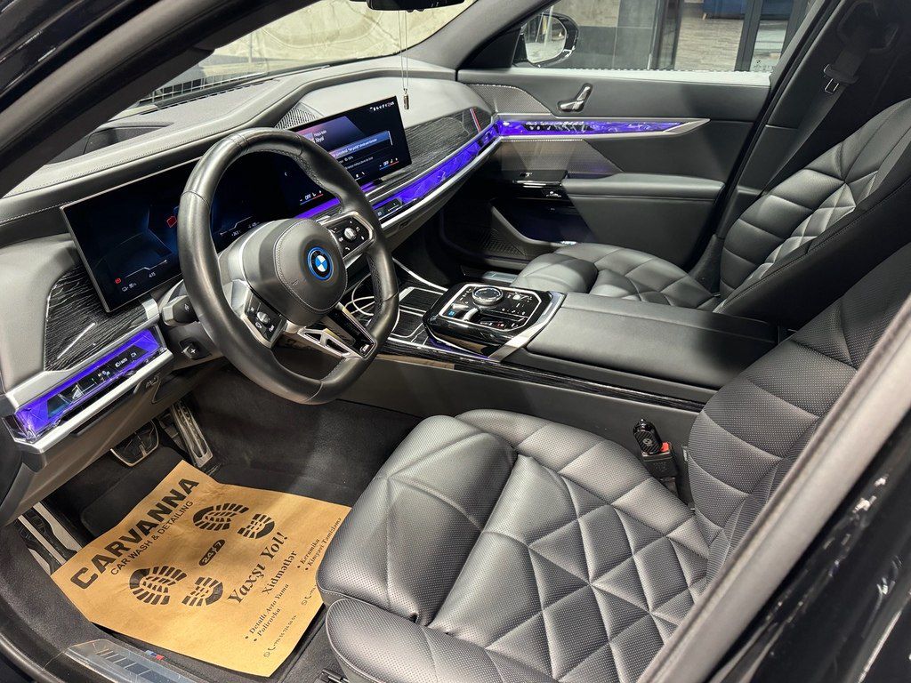 BMW i7, 105.7 kWh, 2023 il, 32 000 km — Avtomobillər, Bakı (3)