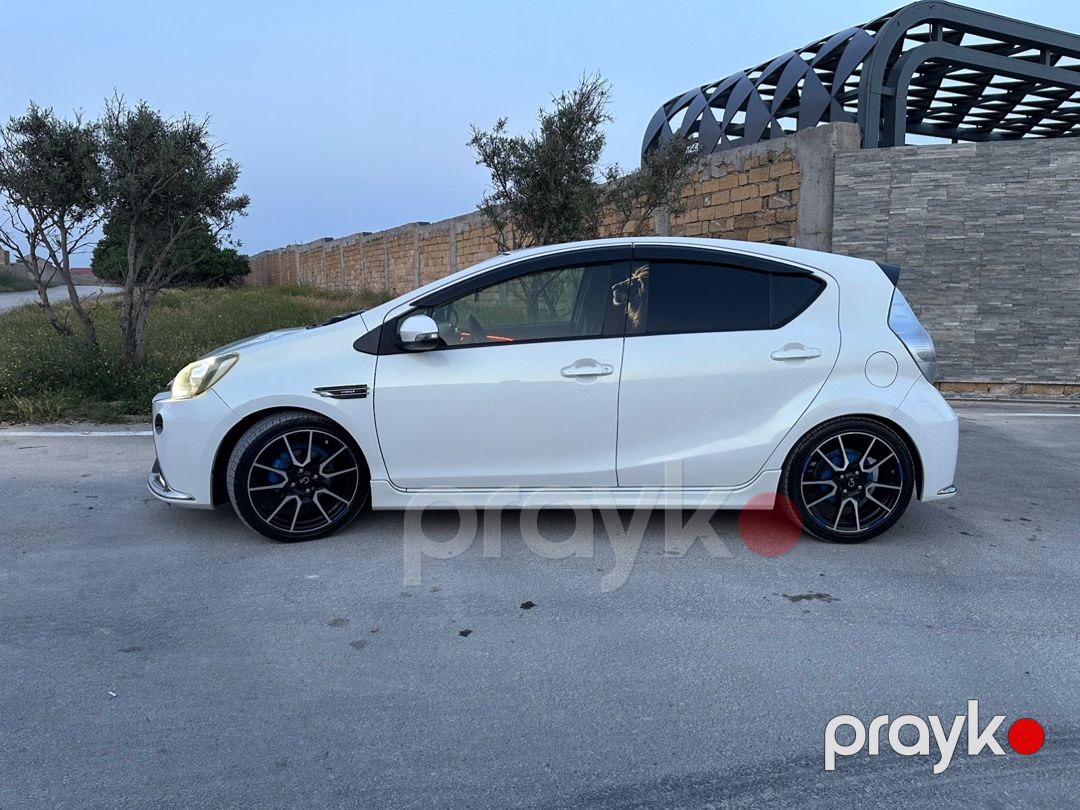 Toyota Aqua, 2014 il — Avtomobillər, Bakı (4)