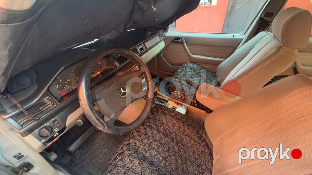 Mercedes-Benz 260: 2.6 l 1989 il Sedan — Avtomobillər, Bakı (7)