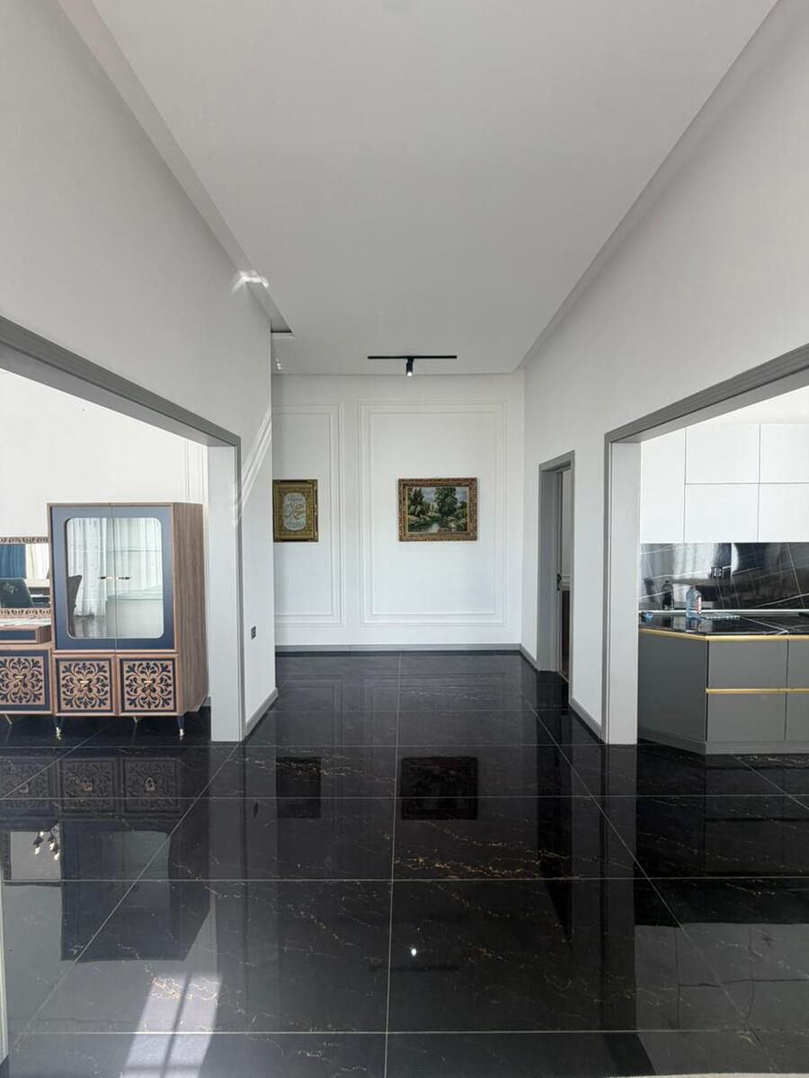 Satılır 4 otaqlı həyət evi/bağ evi 200 m² — Ev, villa, Bakı (7)
