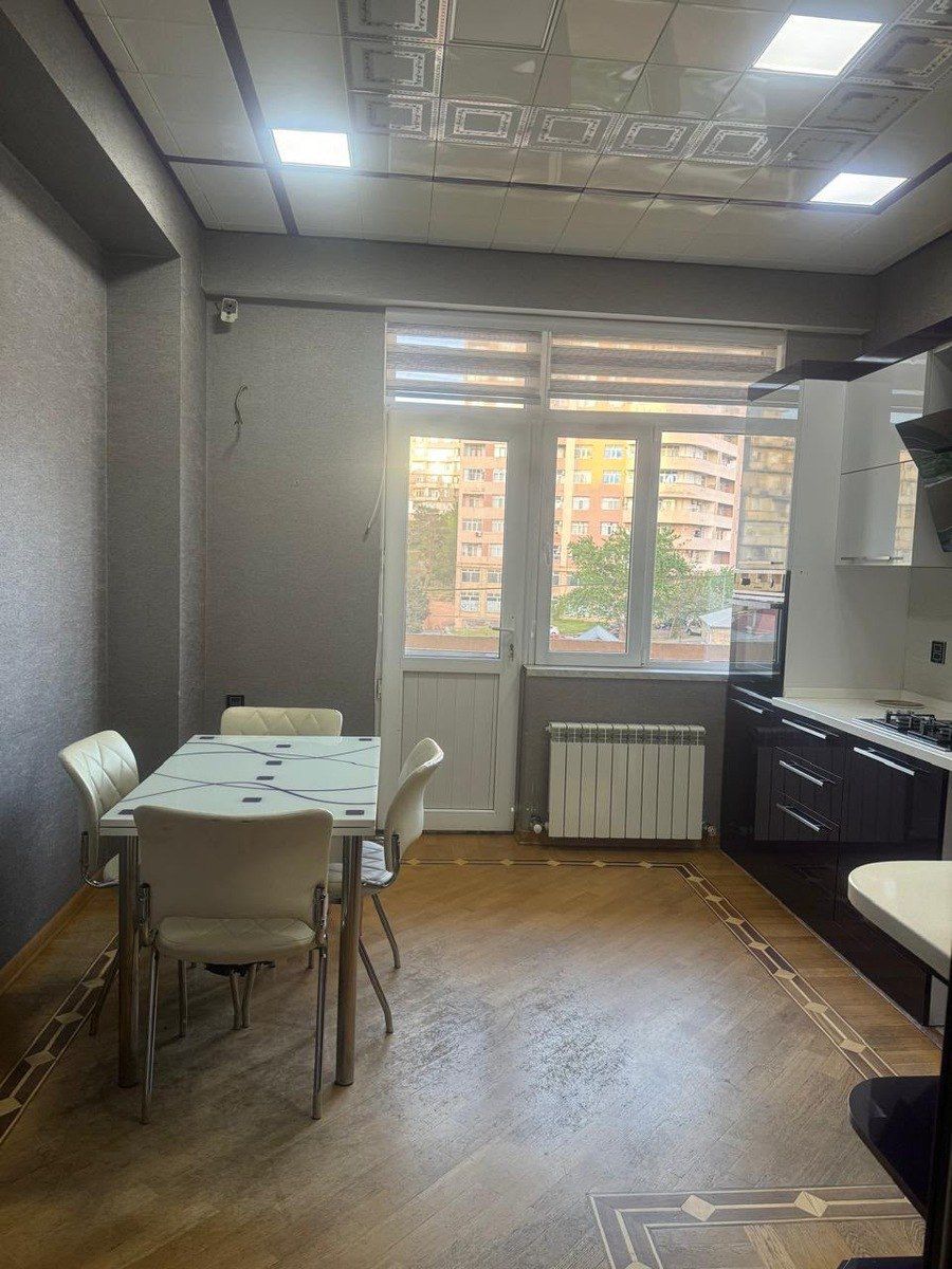 İcarəyə verilir 3 otaqlı yeni tikili 116 m² — Mənzil, Bakı (12)