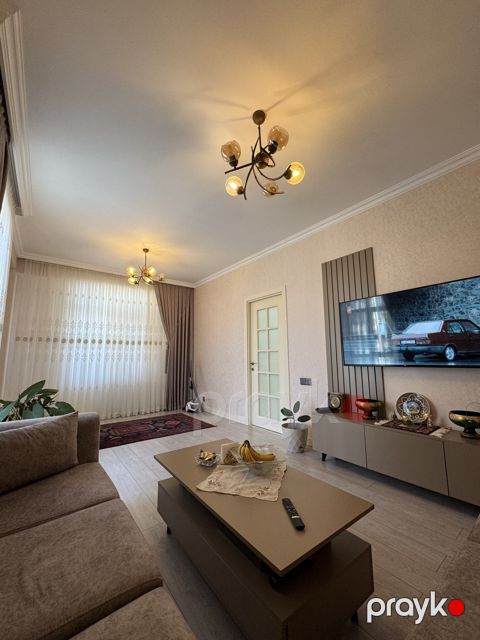 Satılır 3 otaqlı yeni tikili 93 m²