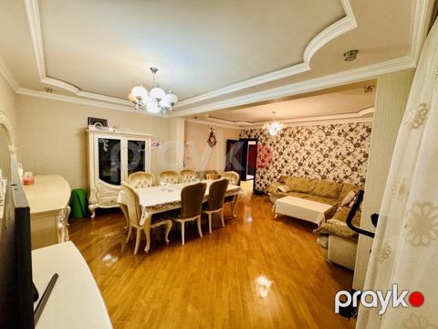 Satılır 5 otaqlı köhnə tikili 100 m²