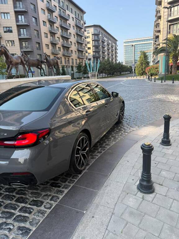 BMW 530e, 2.0 L, 12 kWh, 2021 il, 111 000 km — Avtomobillər, Bakı (7)