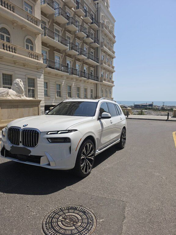 BMW X7, 3.0 L, 2023 il, 44 000 km — Avtomobillər, Bakı (2)