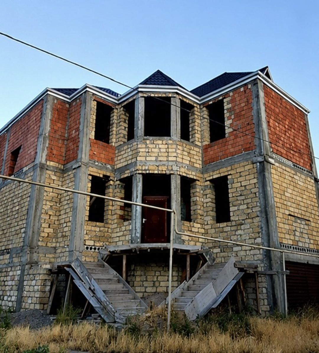 Satılır 9 otaqlı həyət evi/bağ evi 350 m² — Ev, villa, Gəncə (2)
