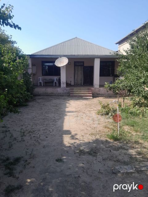 3 otaqlı, 110 kv. m, Kredit yoxdur, Orta təmir