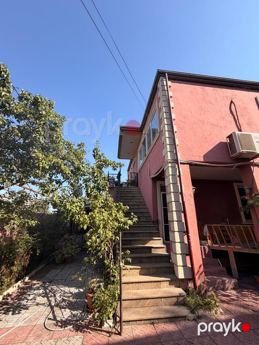 Satılır 8 otaqlı həyət evi/bağ evi 250 m² — Ev, villa, Bakı (2)