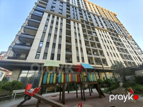 Satılır 3 otaqlı yeni tikili 115 m²