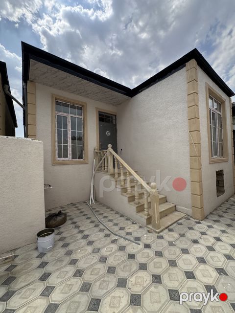 Satılır 3 otaqlı həyət evi/bağ evi 75 m²