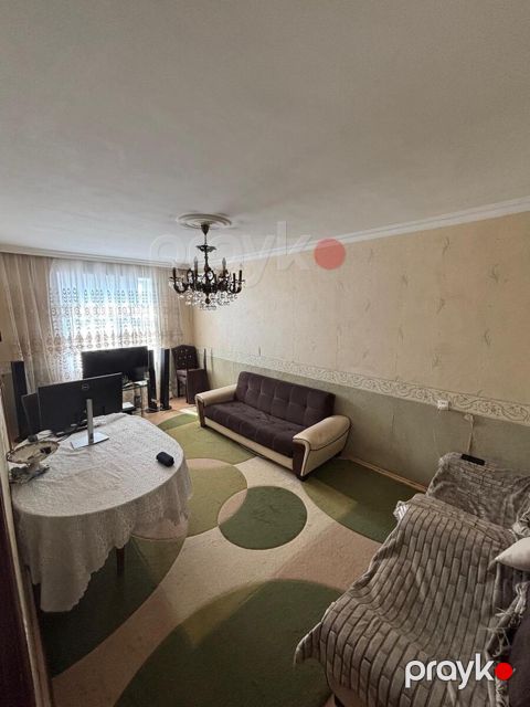 Satılır 2 otaqlı köhnə tikili 65 m²