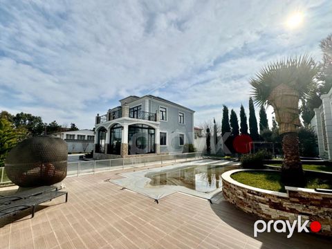 Satılır 8 otaqlı həyət evi/bağ evi 280 m²