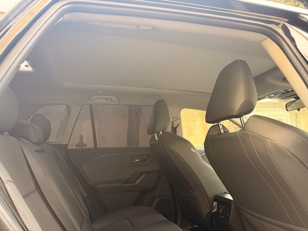 Toyota RAV4, 2.0 L, 1.6 kWh, 2026 il, 4 192 km — Avtomobillər, Bakı (7)