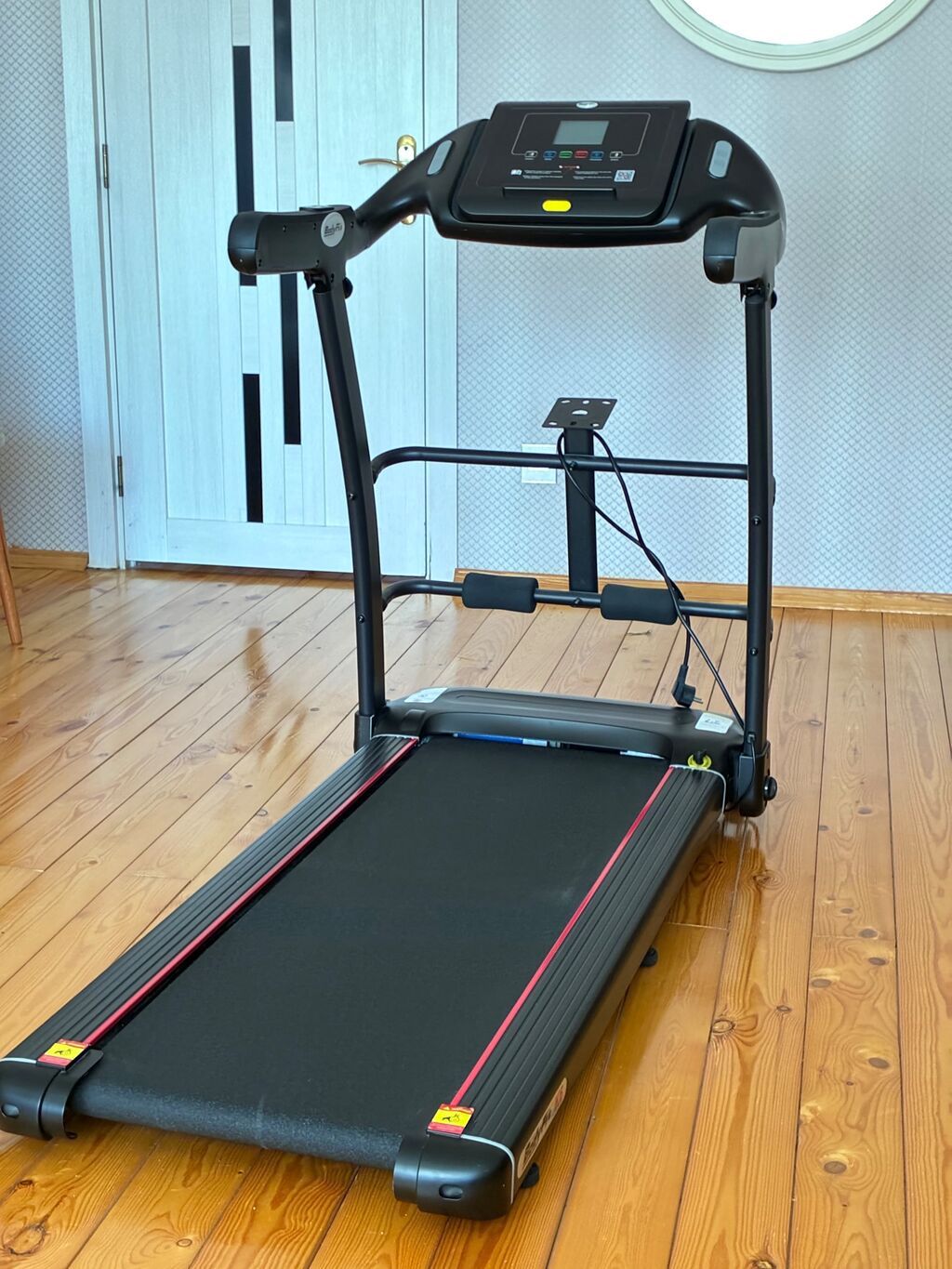 BədənFi (BodyFit) qaçış trenajoru - Ev istifadəsi üçün elektrikli — İdman və istirahət, Bakı (2)
