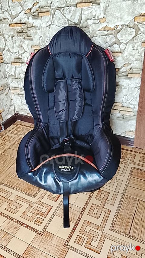 Ușaq ucun mașın oturacağı satılır 9 aydan 5/6 yaşa kımı unvan bıne