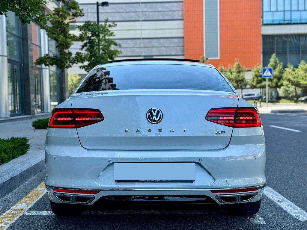 Volkswagen Passat, 1.8 L, 2018 il, 130 000 km — Avtomobillər, Bakı (7)