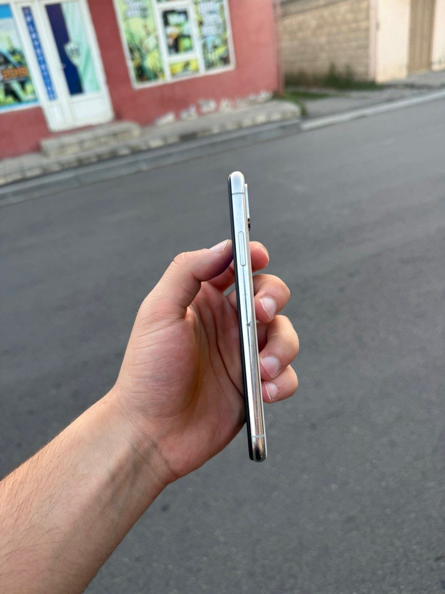 Apple iPhone X Silver 256GB/3GB — Telefonlar və qadjetlər, Quba (4)