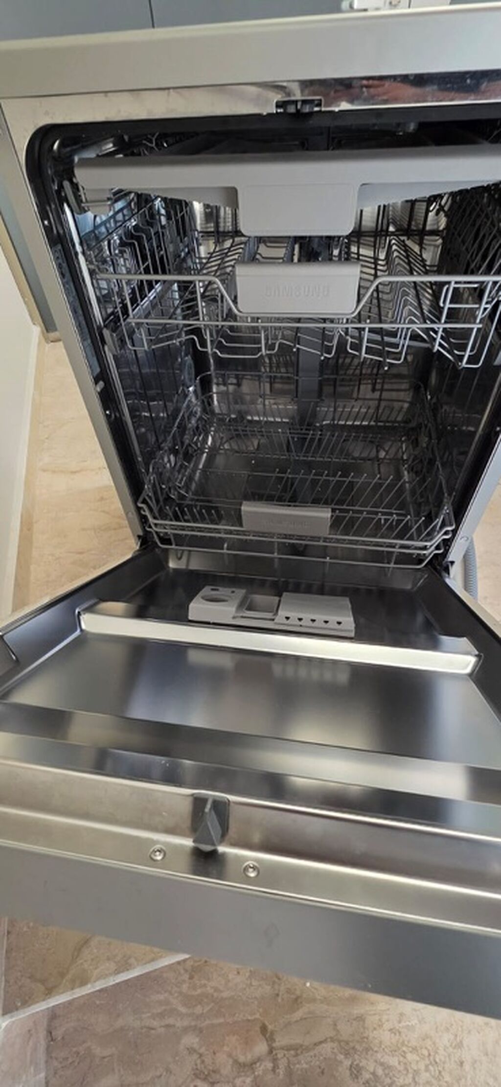 Samsung qabyuyan maşın – inbouw/ankastre tip Xüsusiyyətlər: - Tam