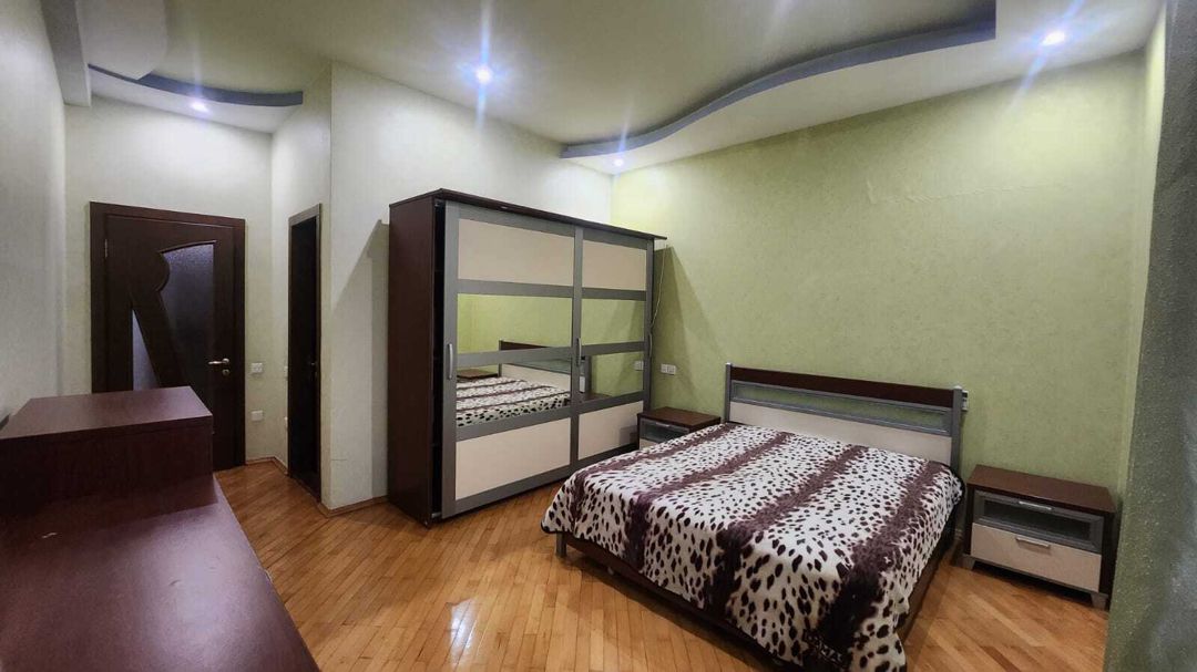 İcarəyə verilir 5 otaqlı yeni tikili 200 m² — Mənzil, Bakı (10)