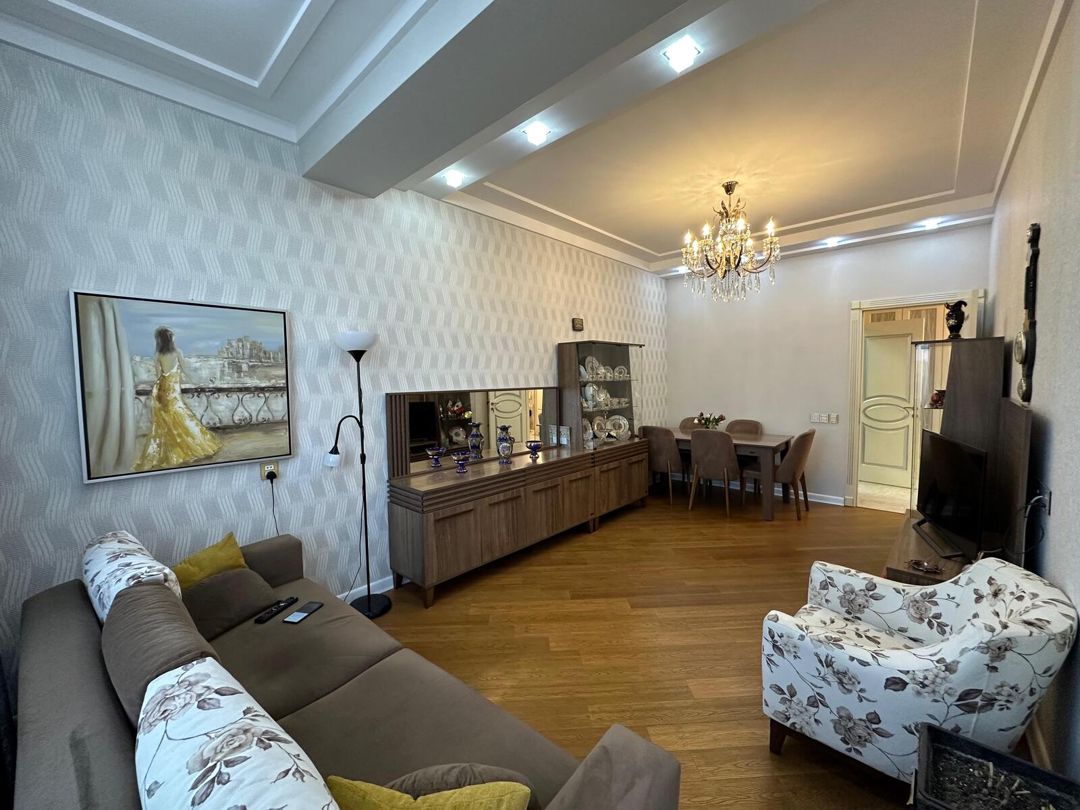 Satılır 2 otaqlı yeni tikili 75 m² — Mənzil, Bakı