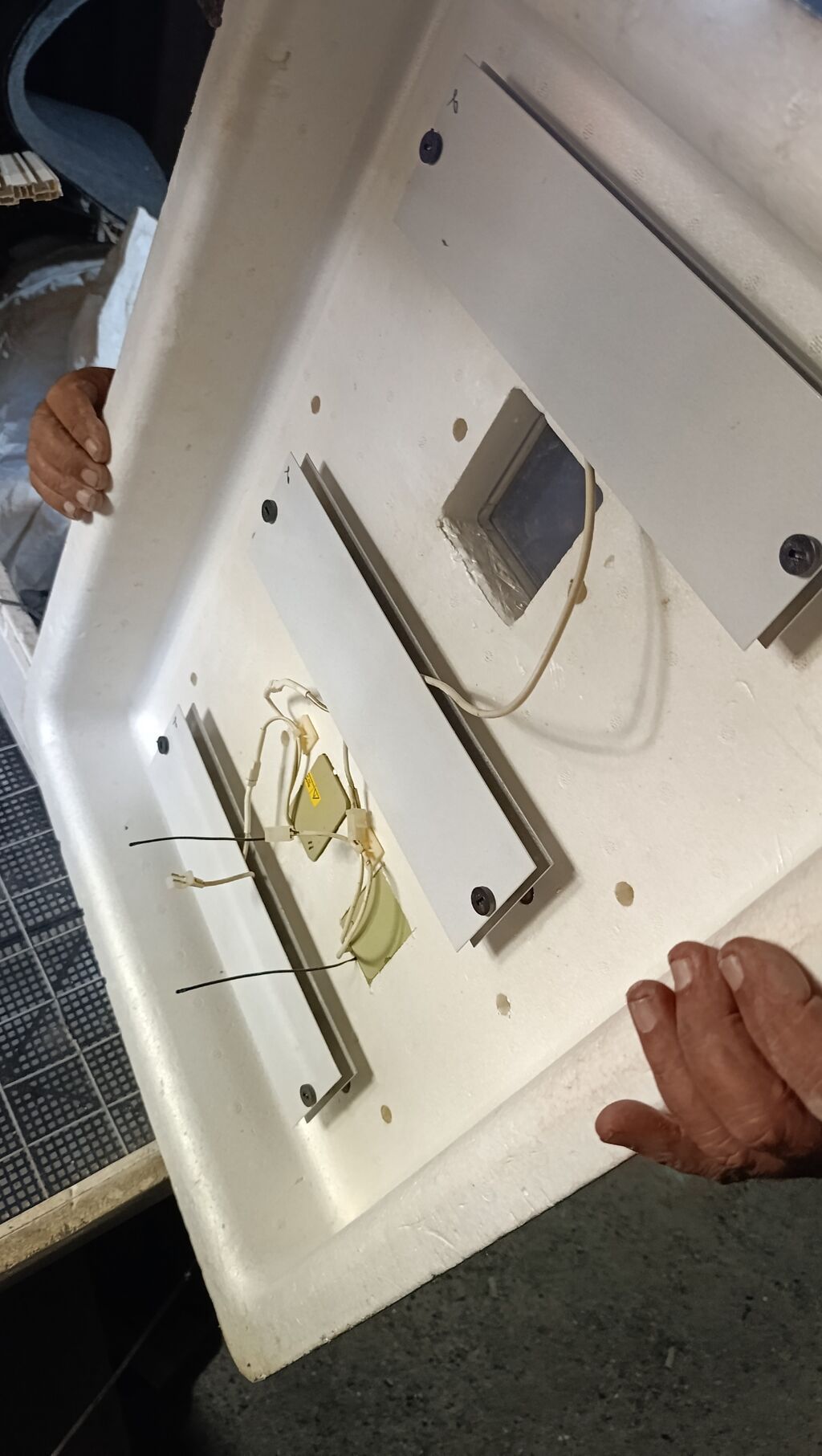 100 yumurta, Rusiya, Bütün növ quşlar üçün — Kənd təsərrüfatı avadanlığı, Saray (4)