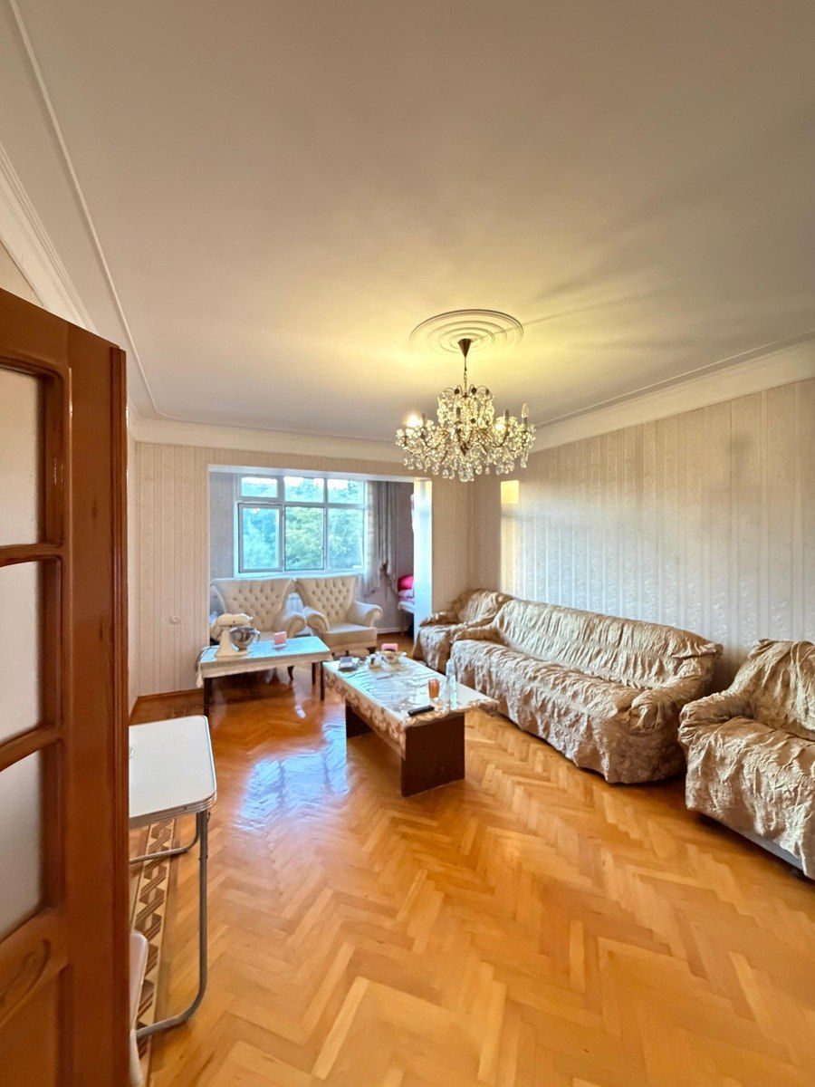 Satılır 3 otaqlı köhnə tikili 90 m² — Mənzil, Bakı