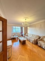 Satılır 3 otaqlı köhnə tikili 90 m² — Недвижимость