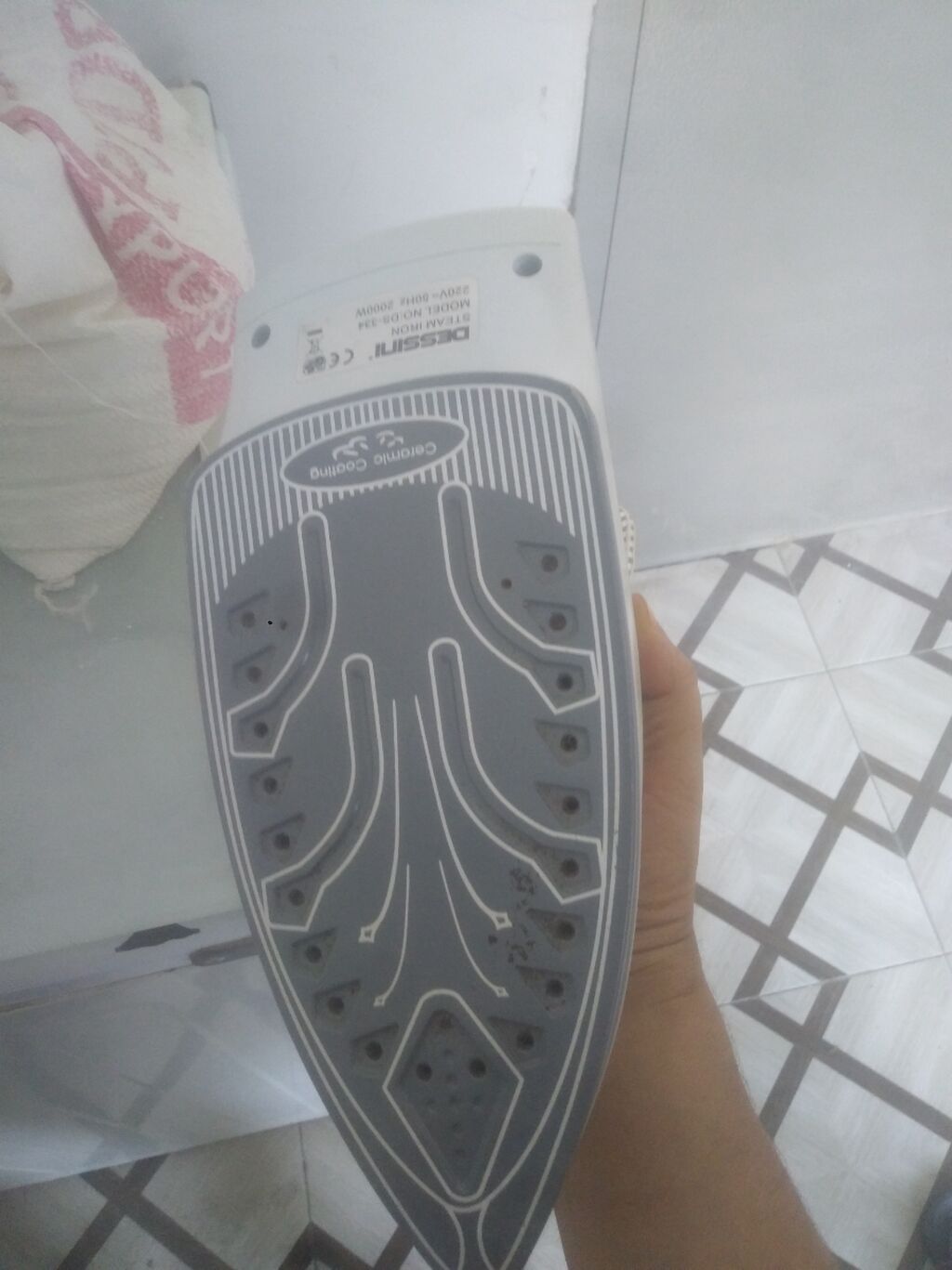 Dessini buxarlı ütü - Marka/model: Dessini, Model No: DS-533 - Güc — Elektronika, Bakı (2)