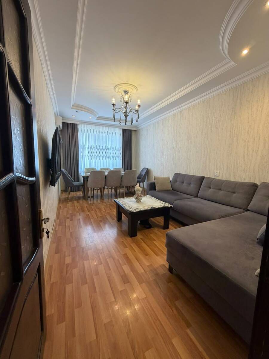Satılır 5 otaqlı köhnə tikili 120 m² — Mənzil, Bakı