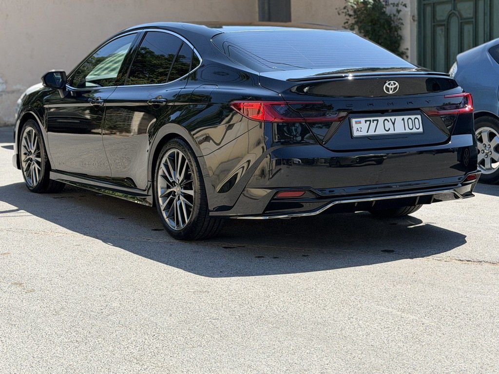 Toyota Camry, 2.0 L, 1 kWh, 2025 il, 10 000 km — Avtomobillər, Bakı (3)