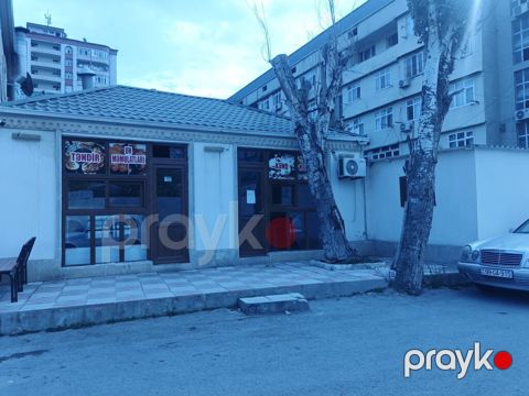 Ailəvi restoran və un məmulatları sexi Xidmətlər: - Ailəvi restoran — — Bakı