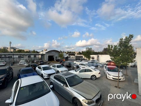 Satılır obyekt 700 m²