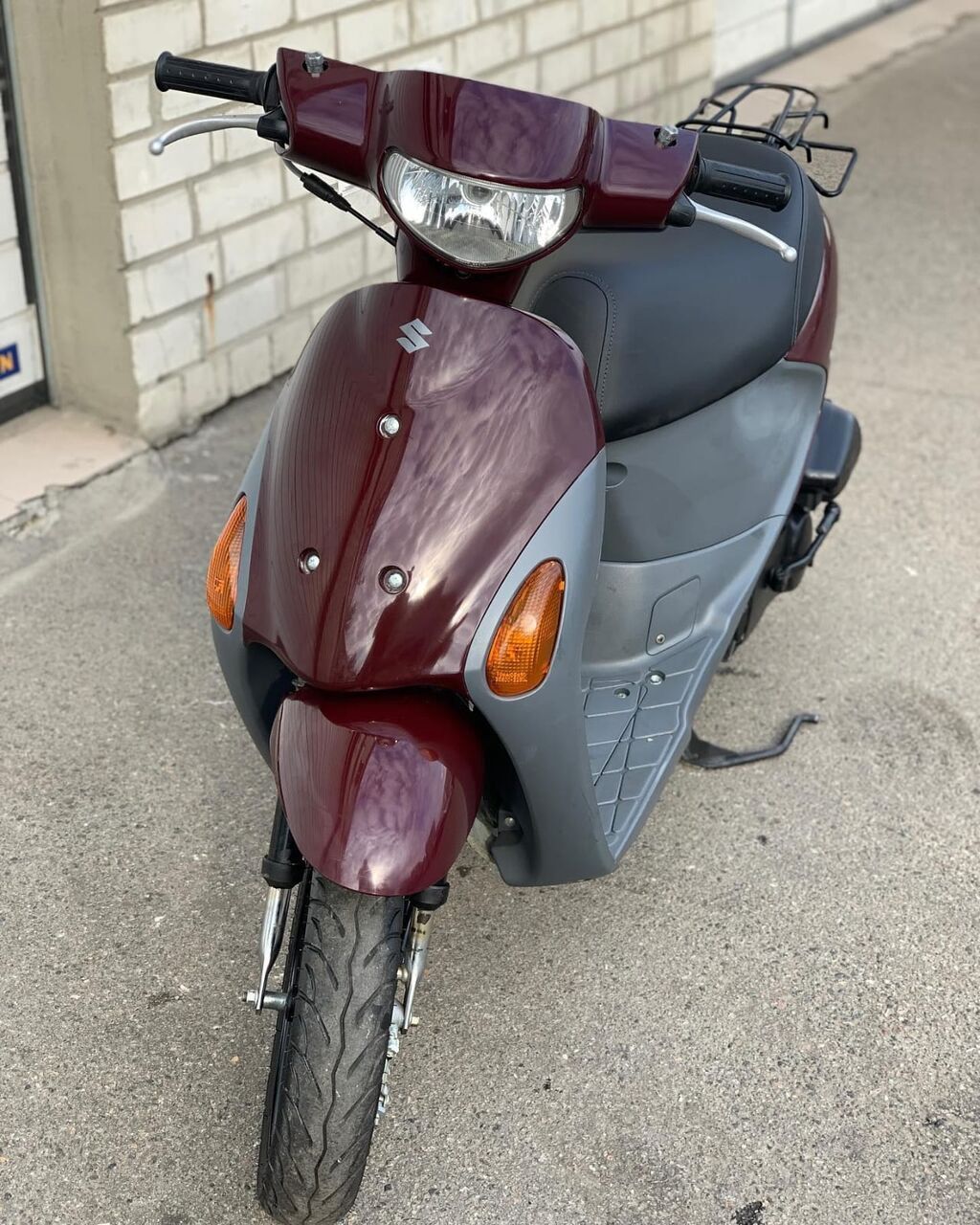 Suzuki Let’s 4 skuter - Rəng: tünd qırmızı/gri iki rəngli kuzov - — Avto, İsmayıllı