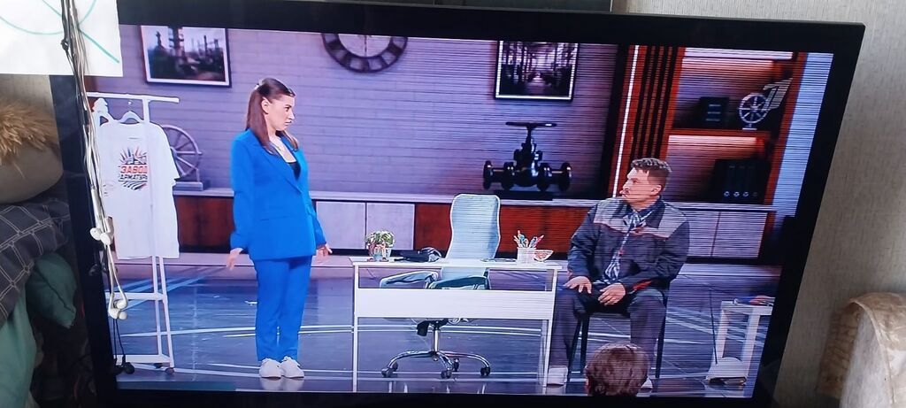 Sony LED televizor, Smart TV funksiyalı - Ekran: təxminən 40–43 düym — Televizorlar, Bakı (2)