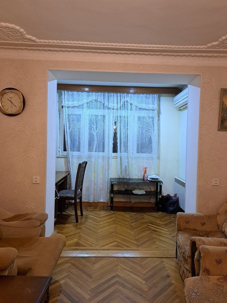 İcarəyə verilir 4 otaqlı köhnə tikili 100 m² — Mənzil, Bakı (3)