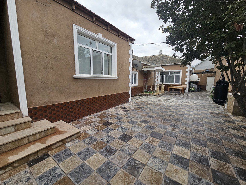 Satılır 8 otaqlı həyət evi/bağ evi 180 m² — Ev, villa, Bakı (2)