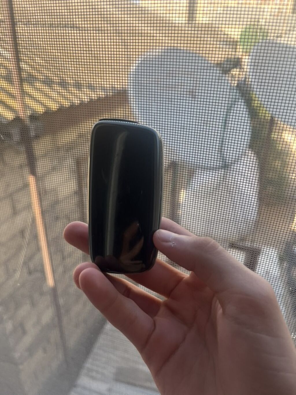 Ploom tütün qızdırma cihazı - Brend/model: Ploom (arxa tərəfdə loqo