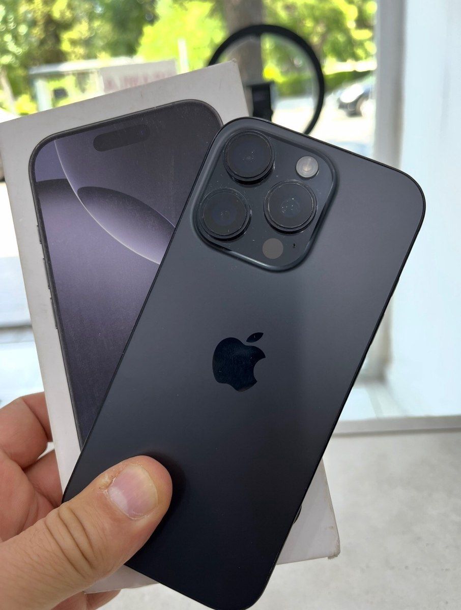 Apple iPhone 16 Pro Black Titanium 128GB/8GB — Telefonlar və qadjetlər, Bakı (2)