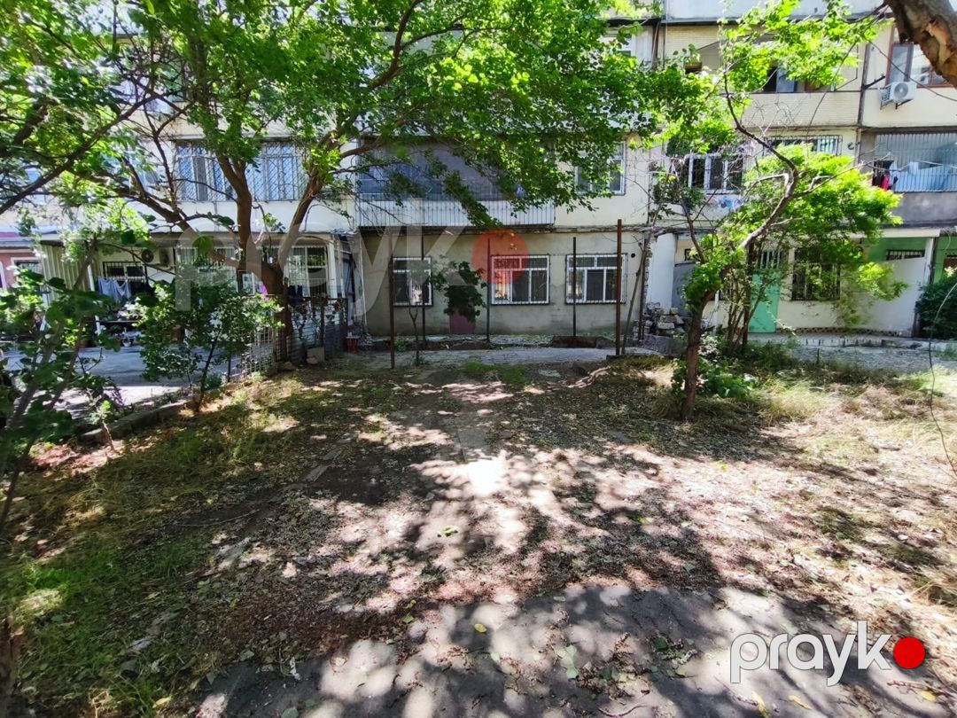 Satılır 5 otaqlı köhnə tikili 125 m² — Mənzil, Bakı (2)
