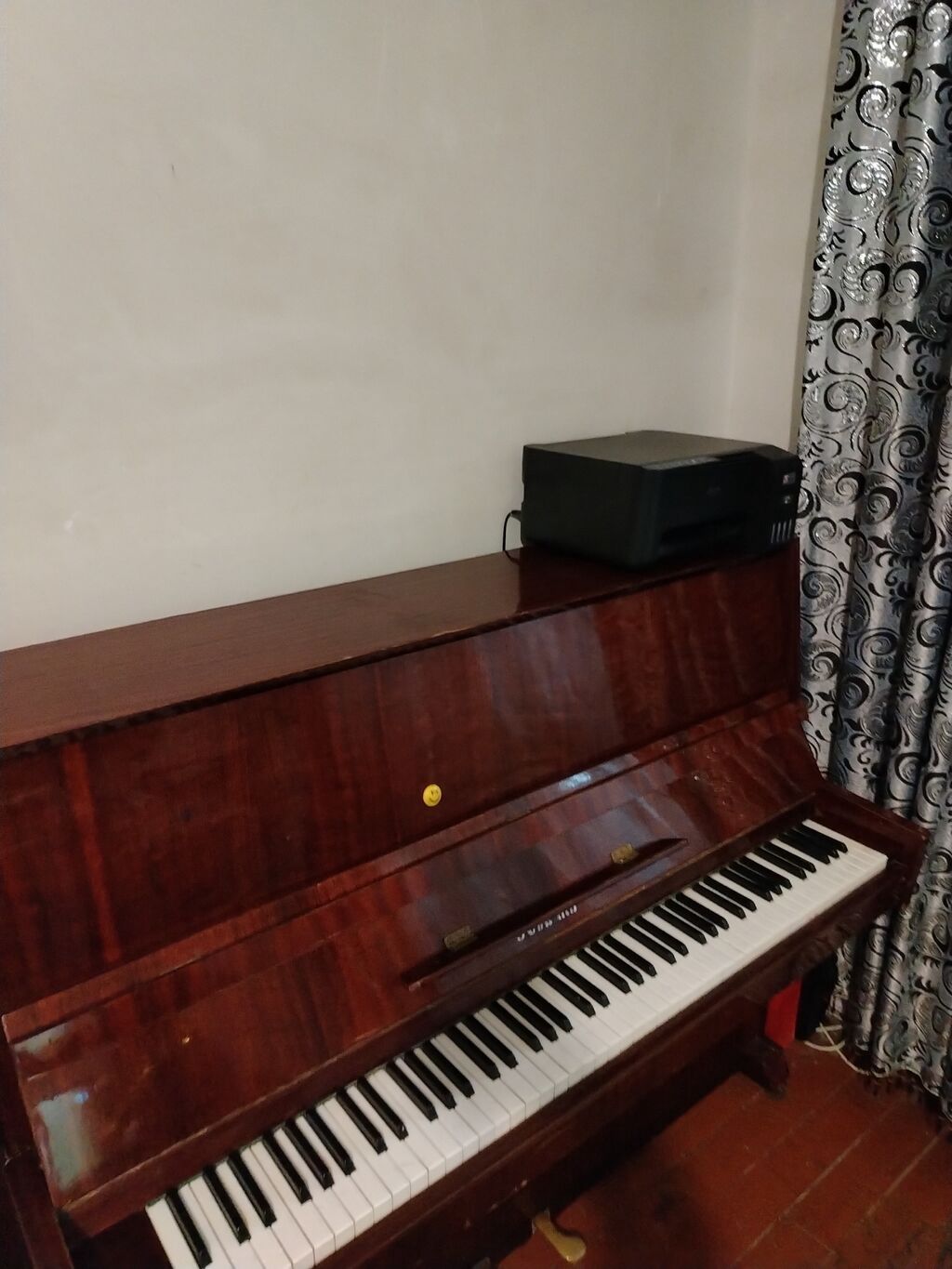 Akkustik vertikal piano –Kuban klassik qəhvəyi cilalı korpus, 88 — Musiqiə alətləri, Mingəçevir (8)