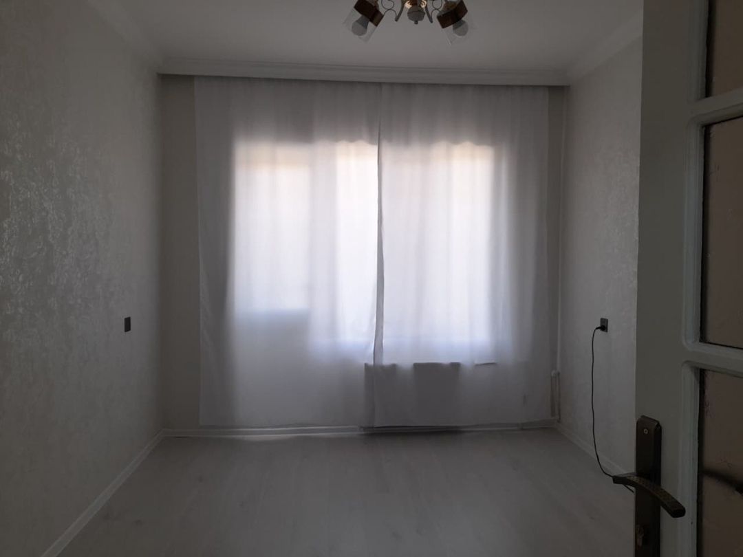 Satılır 5 otaqlı köhnə tikili 100 m² — Mənzil, Bakı (10)