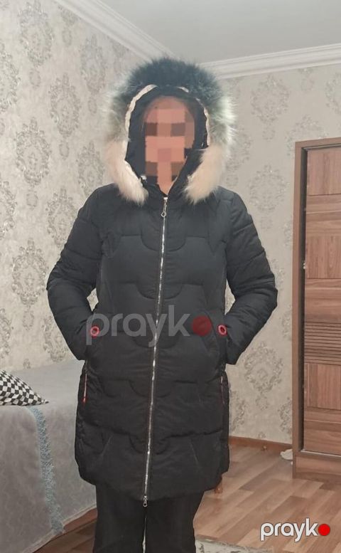Qadın qış palto-kurtkası - Rəng: qara - Model: dizə qədər uzun puff
