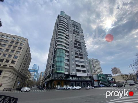 İcarəyə verilir 3 otaqlı yeni tikili 172 m²
