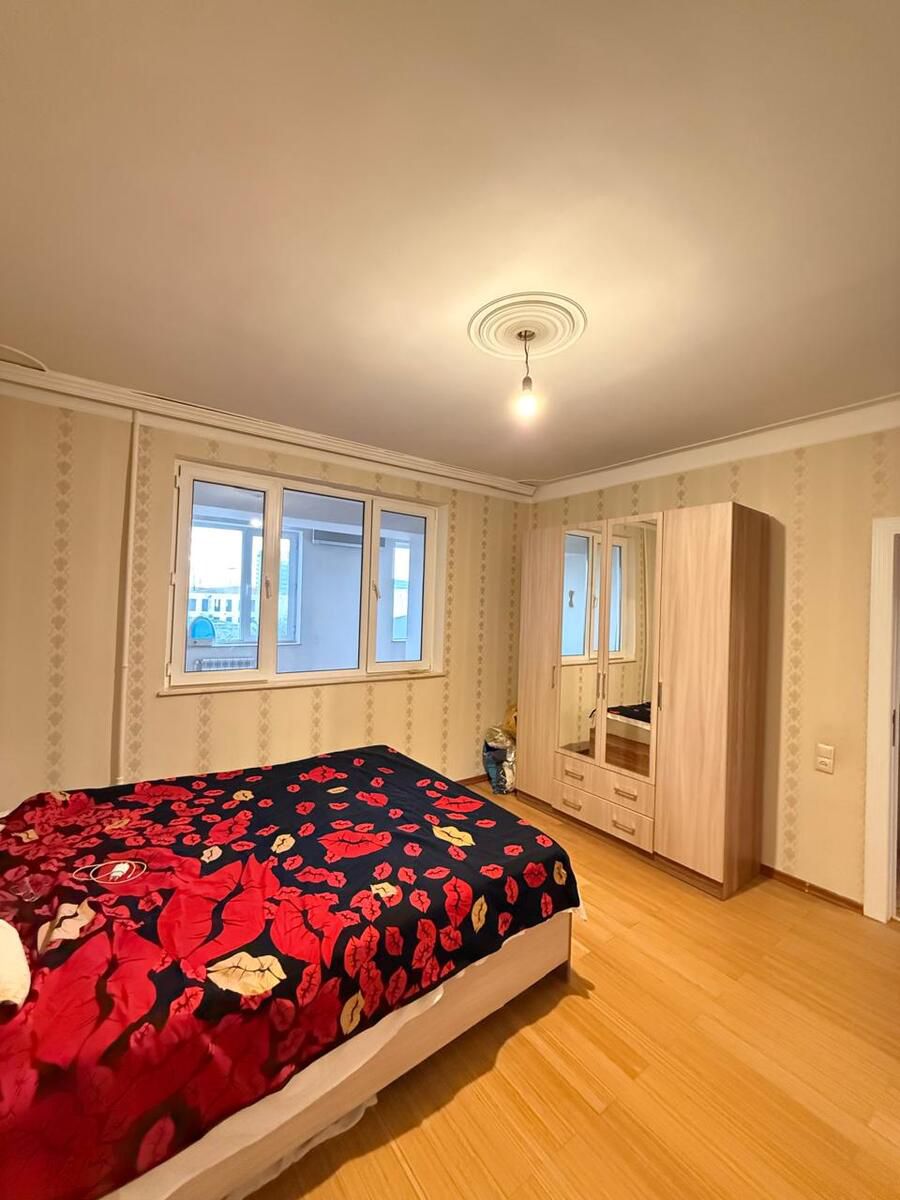 Satılır 4 otaqlı köhnə tikili 100 m² — Mənzil, Bakı (3)