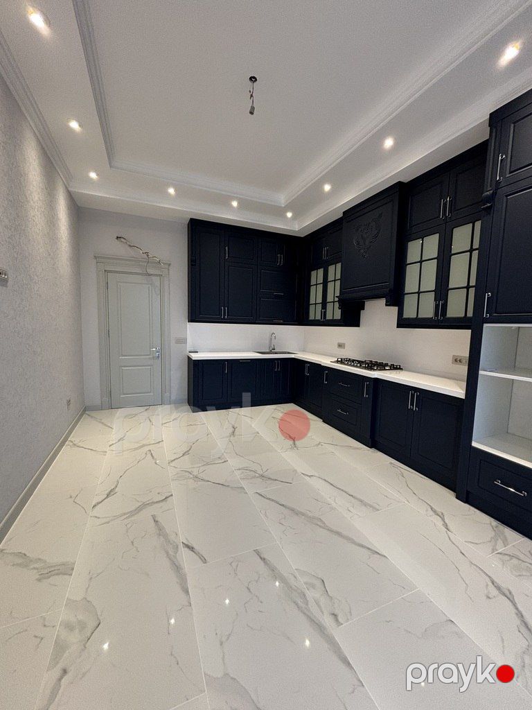 Satılır 5 otaqlı həyət evi/bağ evi 380 m² — Ev, villa, Bakı (10)