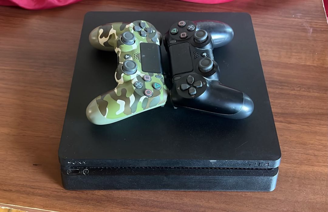 Sony Playstation 4 Slim 500GB — Oyun konsolları, Bakı