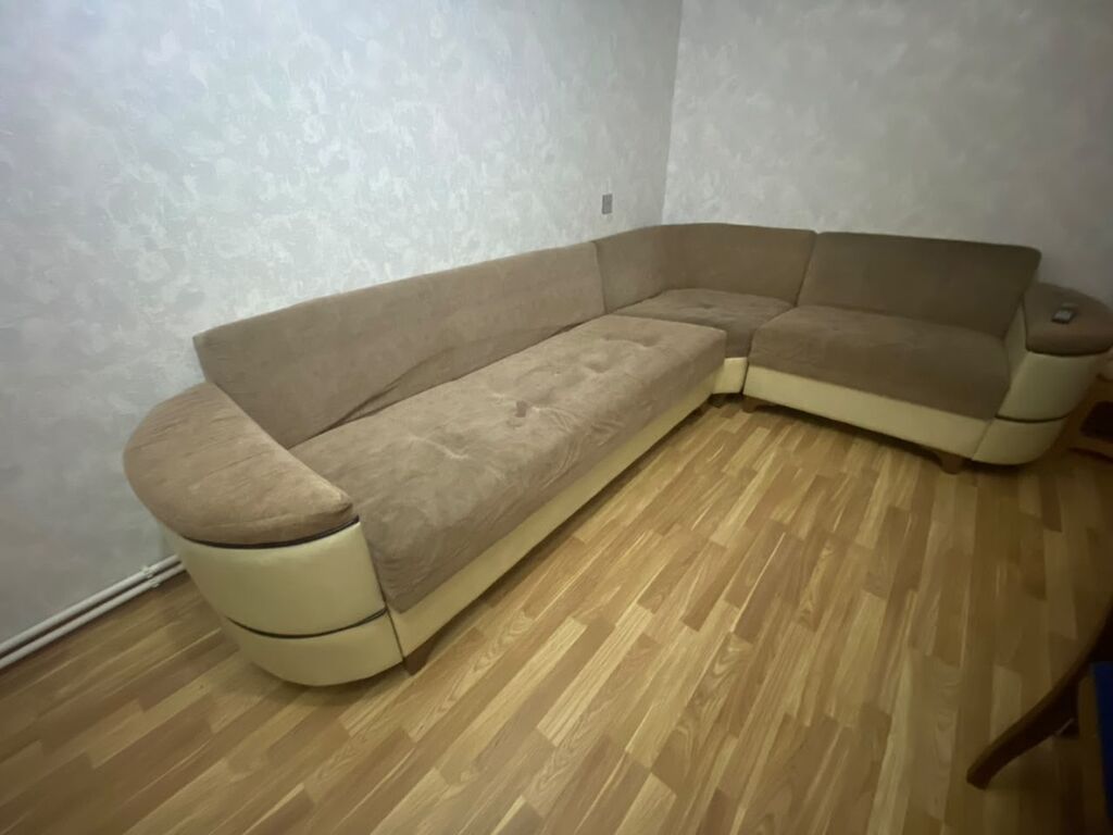 Məhsul: Künc divanı - Forma: L şəklində künc divan - Rənglər: Açıq — Divanlər, Bakı
